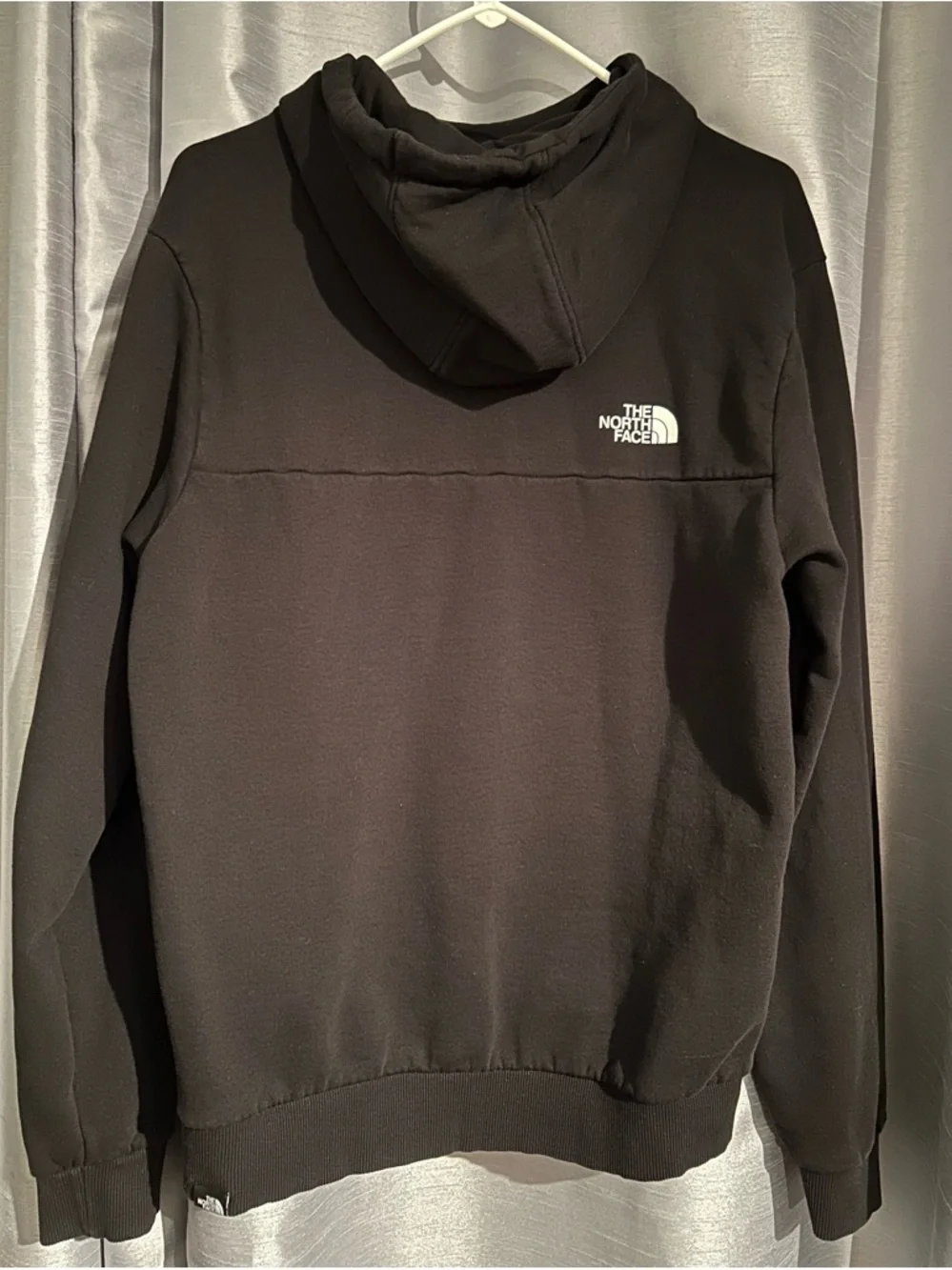 The North Face Men’s Fine Alpine Hoodie Black/Red Size Small